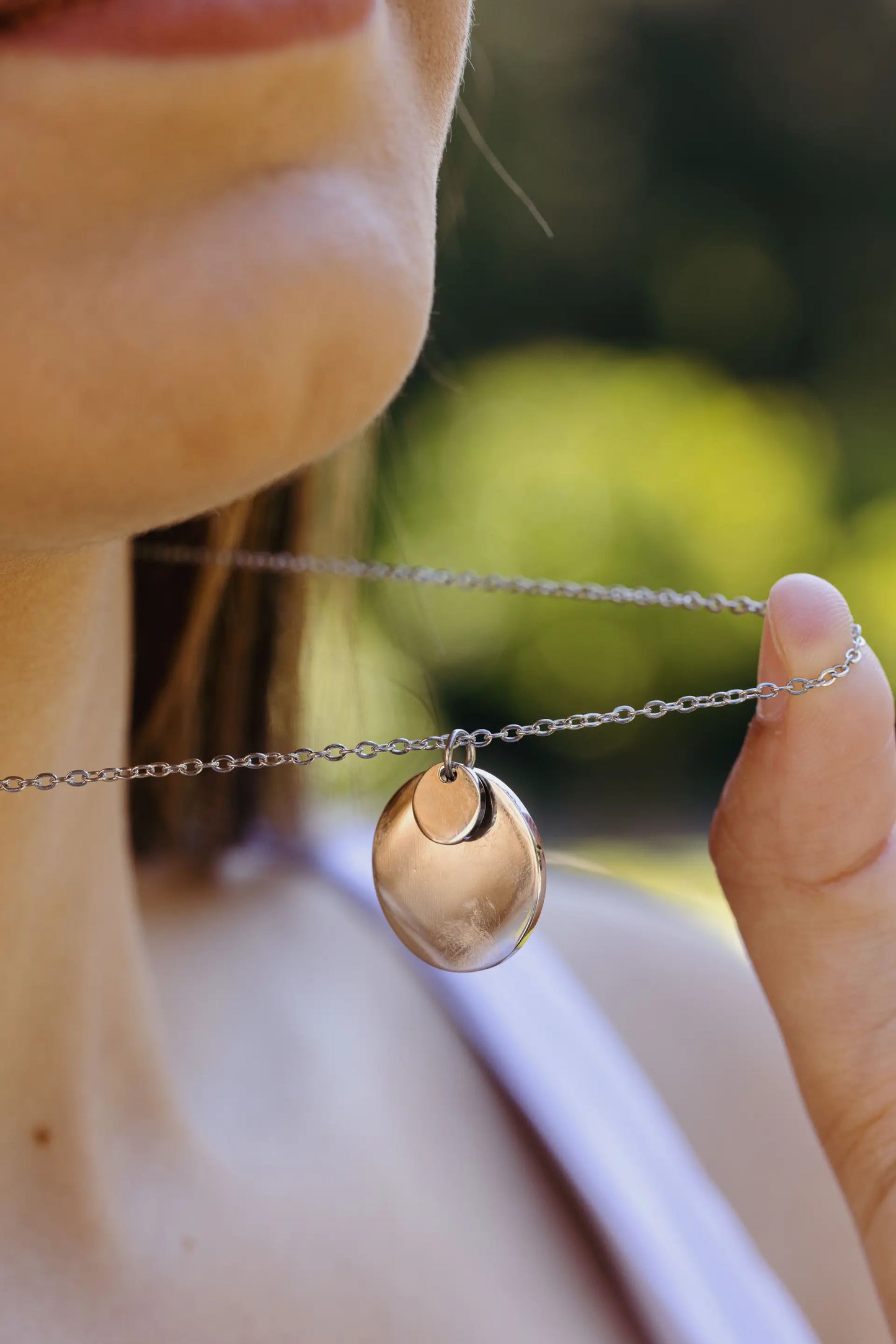 Collier l'éclat attirant argent