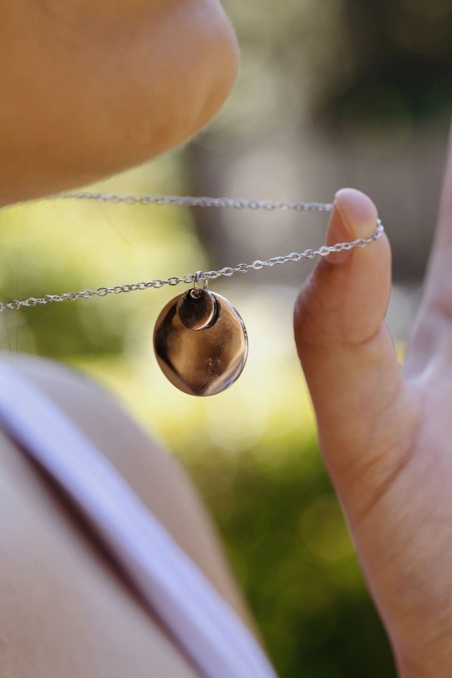 Collier l'éclat attirant argent