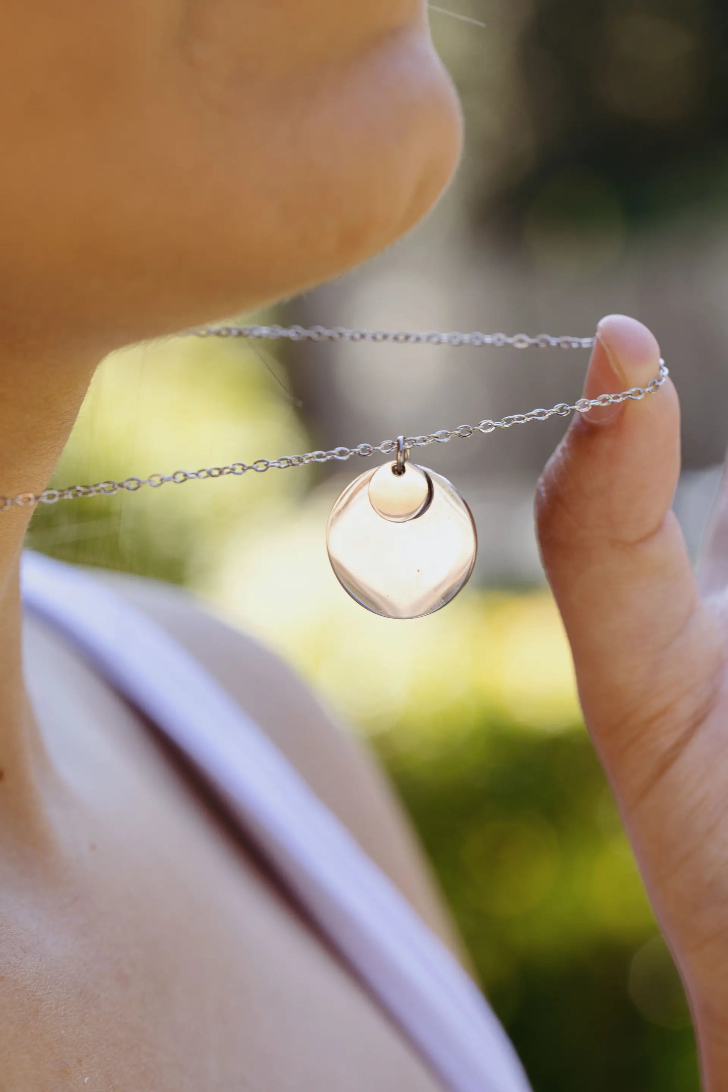 Collier l'éclat attirant argent
