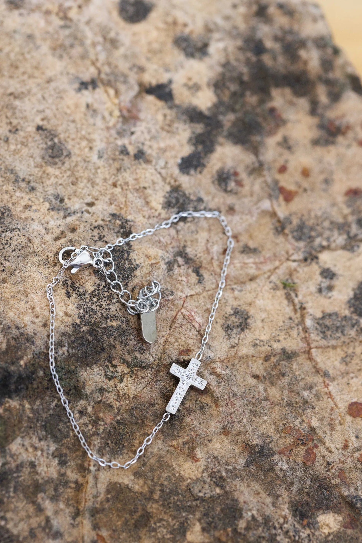 Bracelet Croix élégante Doré