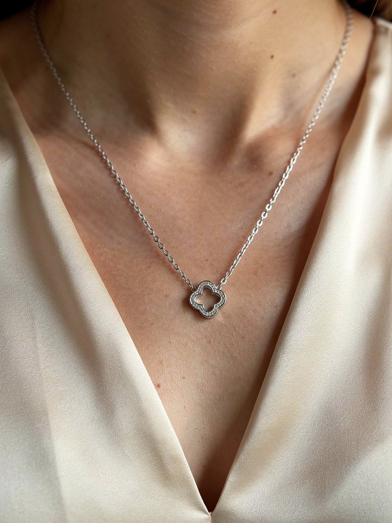 Collier Lumière sacrée argenté