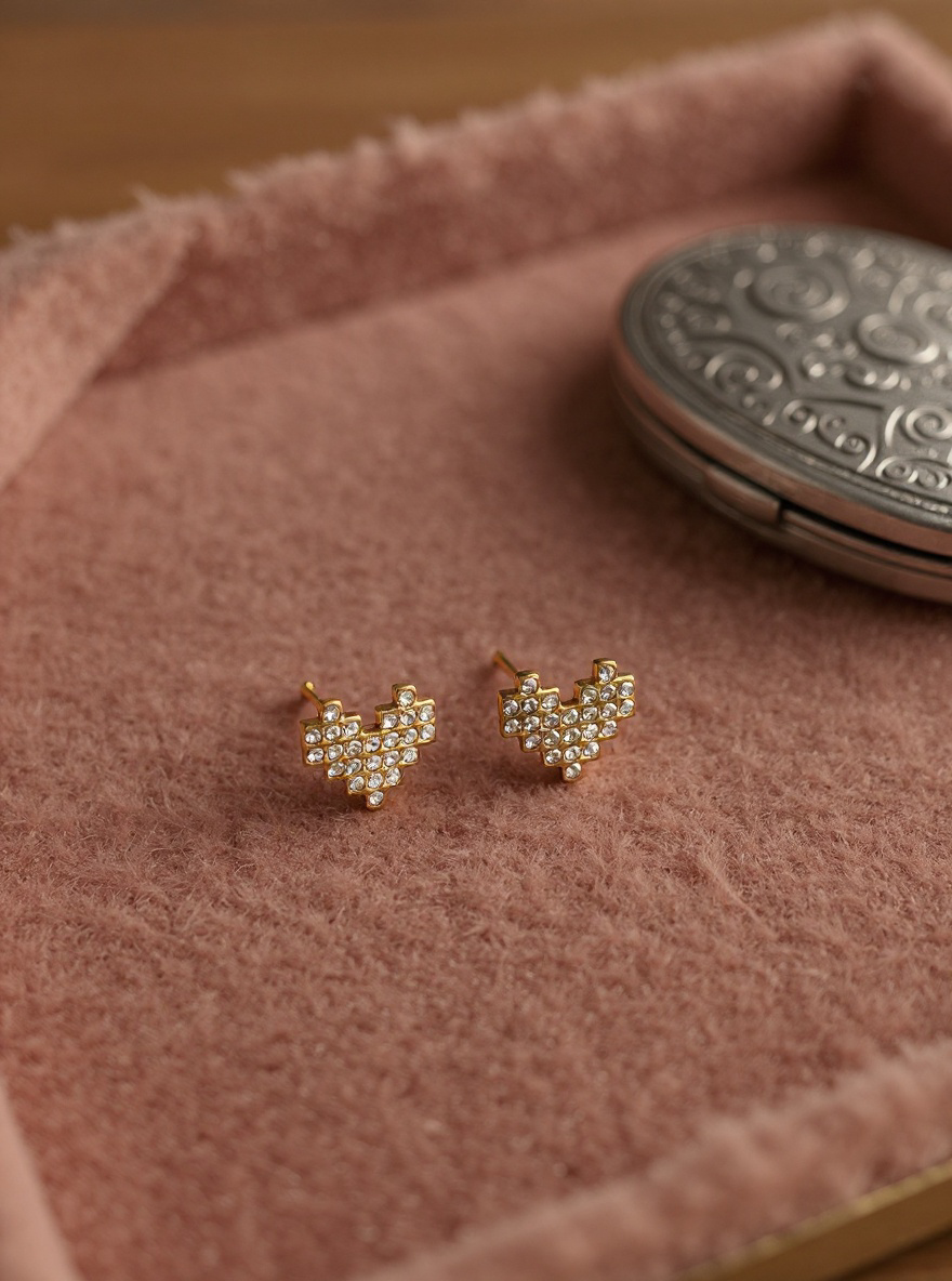 Boucle d'oreille charme précieux or