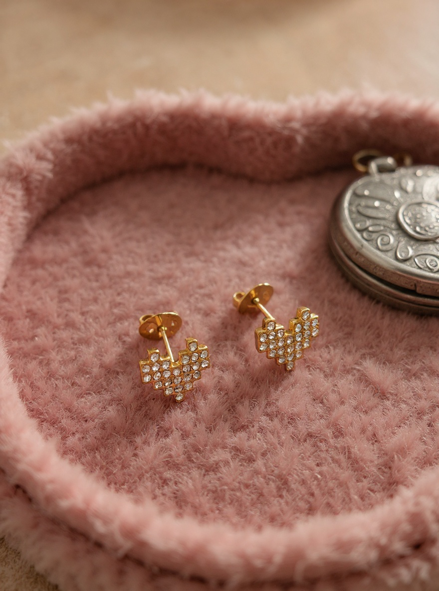 Boucle d'oreille charme précieux or