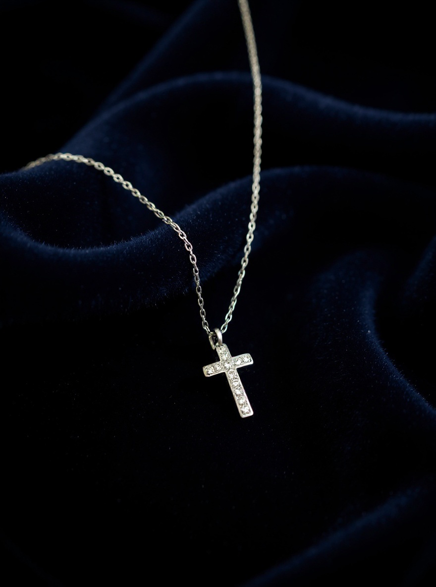 Collier Croix élégante Argenté