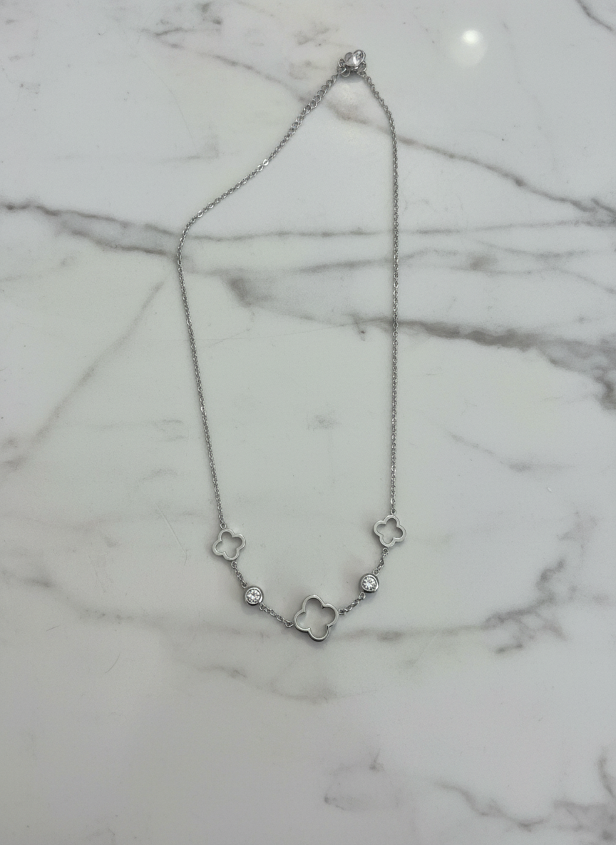 Collier trèfle d'argent