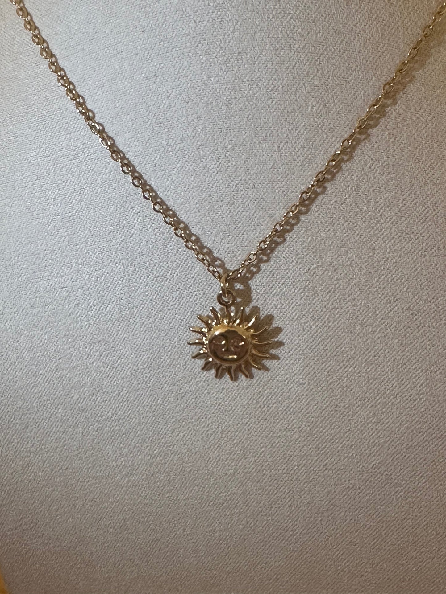 Collier soleil des iles